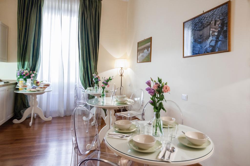 Relais Al Senato Bed and Breakfast Rome Buitenkant foto